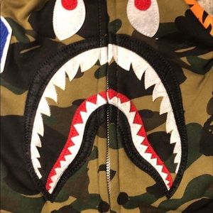 BAPE CAMO/GREEN HOODIE